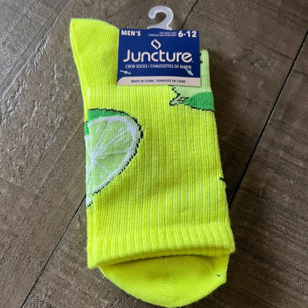 Juncture Crew Socks Men 6-12 Neon Yellow Lime Fruit Graphic Novelty Print